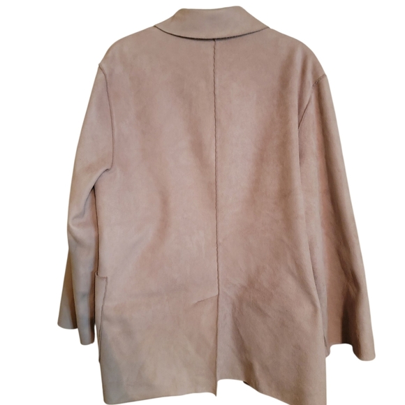 EUC Weatherproof Women's Tan Coat - Picture 2 of 2